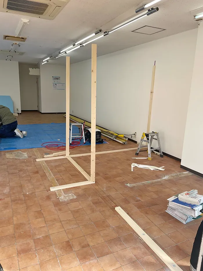 えんりっち真砂の開店準備中の内装工事の様子
